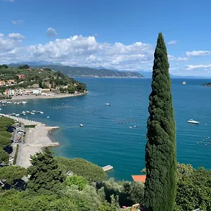 Apartment La Terrazza Sul Golfo, Porto Venere